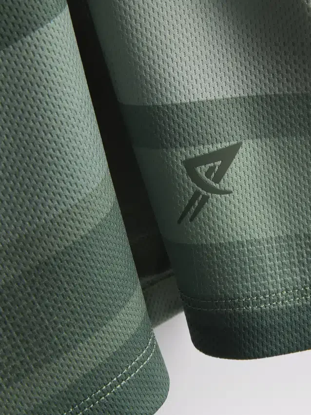 1.5-7yrs | active mesh t-shirt