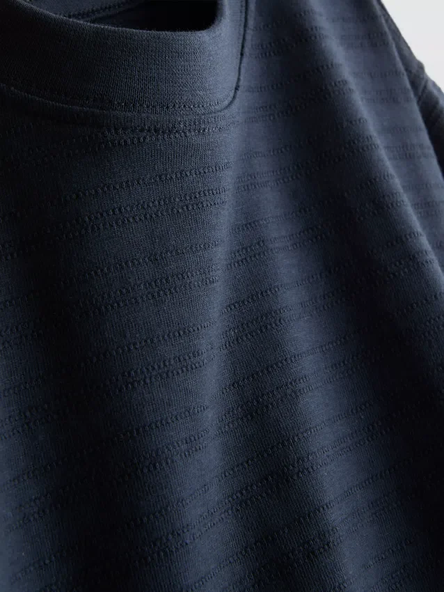 1.5-8yrs | textured t-shirt