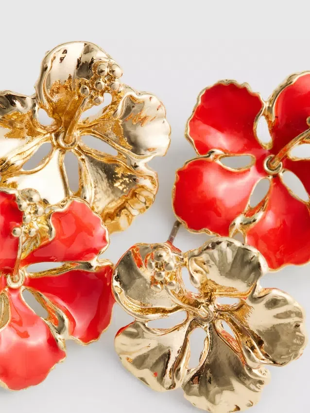 2pk flower stud earrings