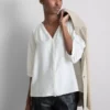 3/4 sleeve v-neck blouse