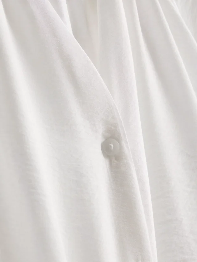 3/4 sleeve v-neck blouse