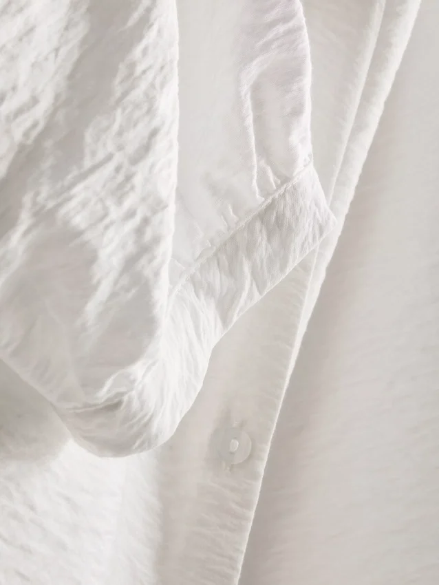 3/4 sleeve v-neck blouse