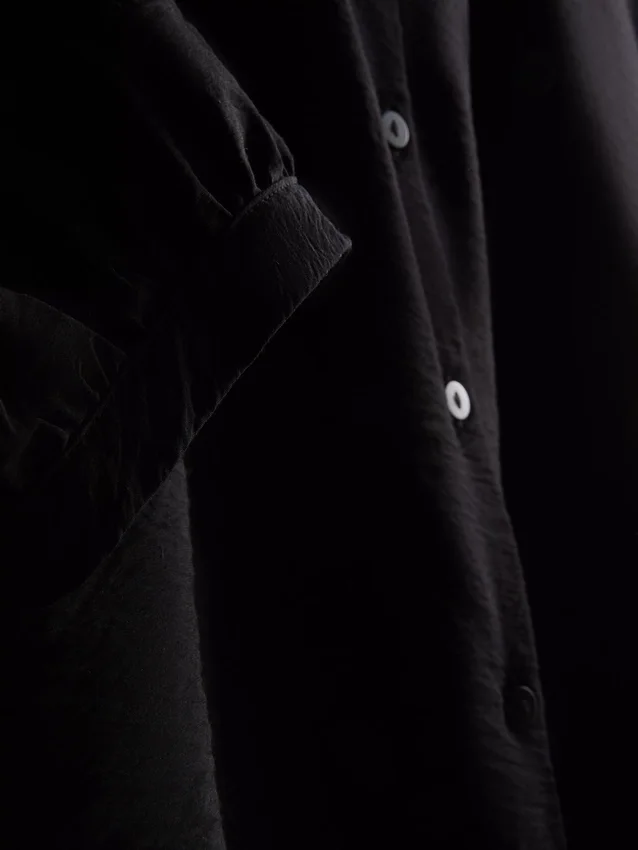 3/4 sleeve v-neck blouse