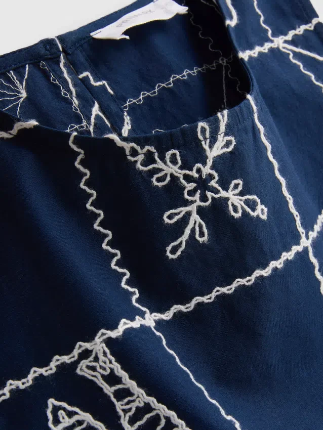 7-15yrs | embroidered sleeveless blouse
