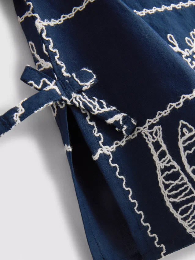7-15yrs | embroidered sleeveless blouse