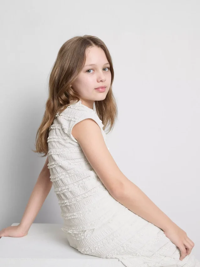 7-15yrs | lace-trim crinkle cap-sleeve blouse