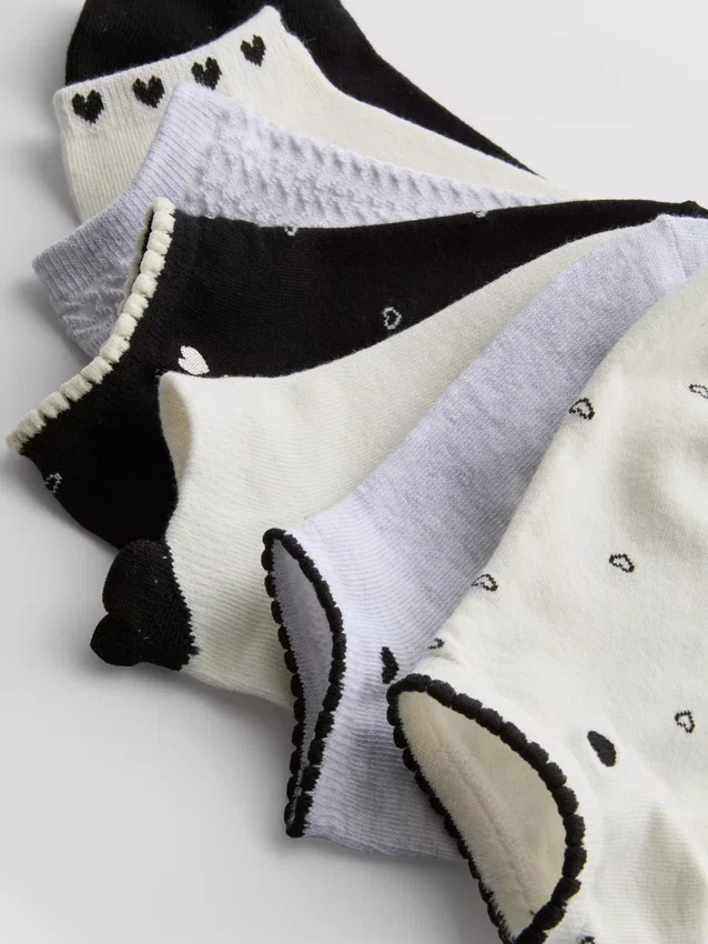 7pk heart sneaker socks