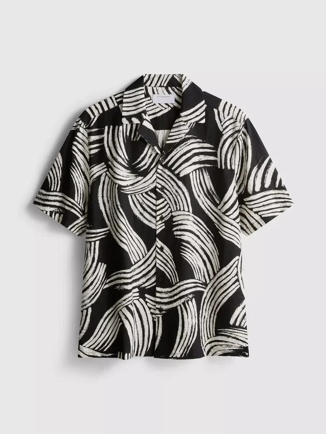 Abstract leaf short sleeve shirt