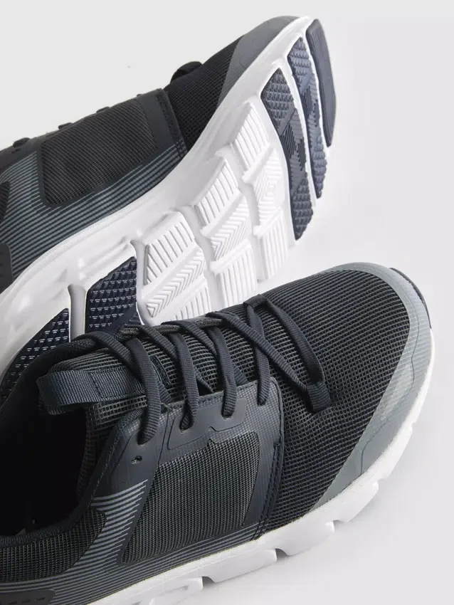 Active foamflex sneakers