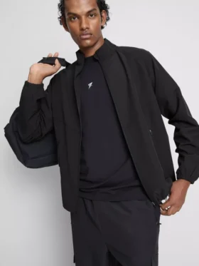 Active high-neck jacket