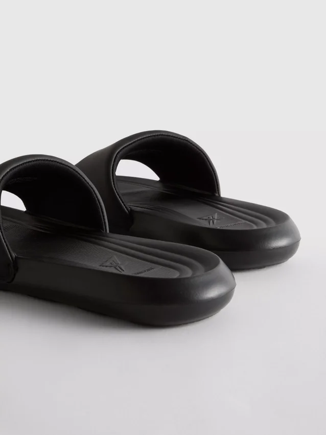 Active leisure sliders
