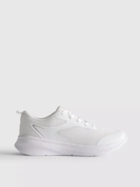 Active mesh sneakers
