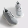 Active mesh sneakers