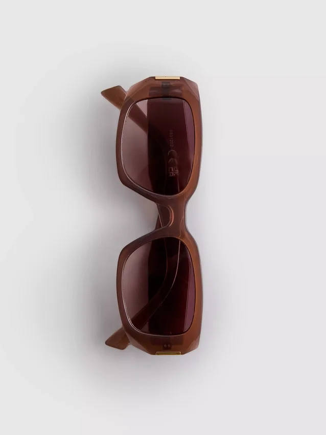 Angular rectangle sunglasses