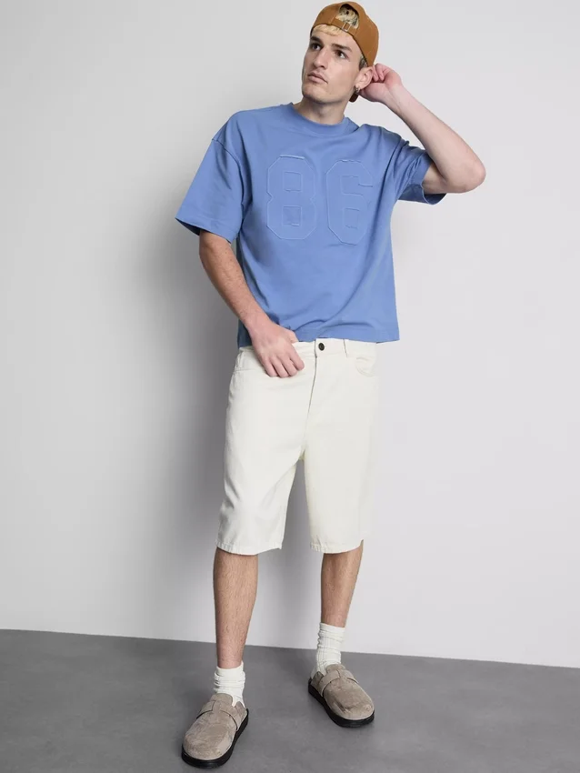 Appliqua number t-shirt