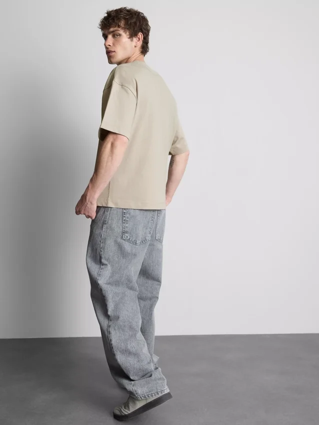 Appliqua number t-shirt