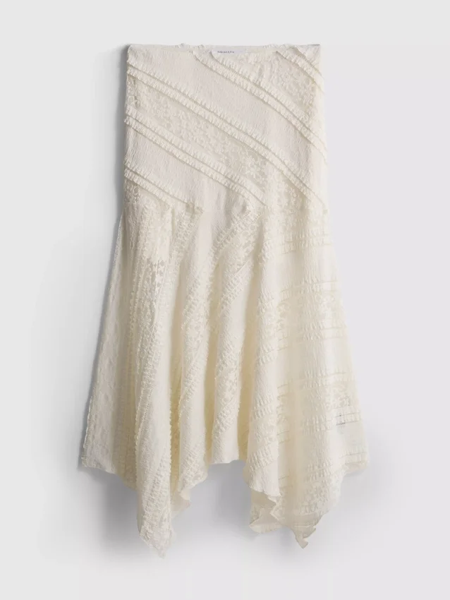 Asymmetrical hem lace skirt