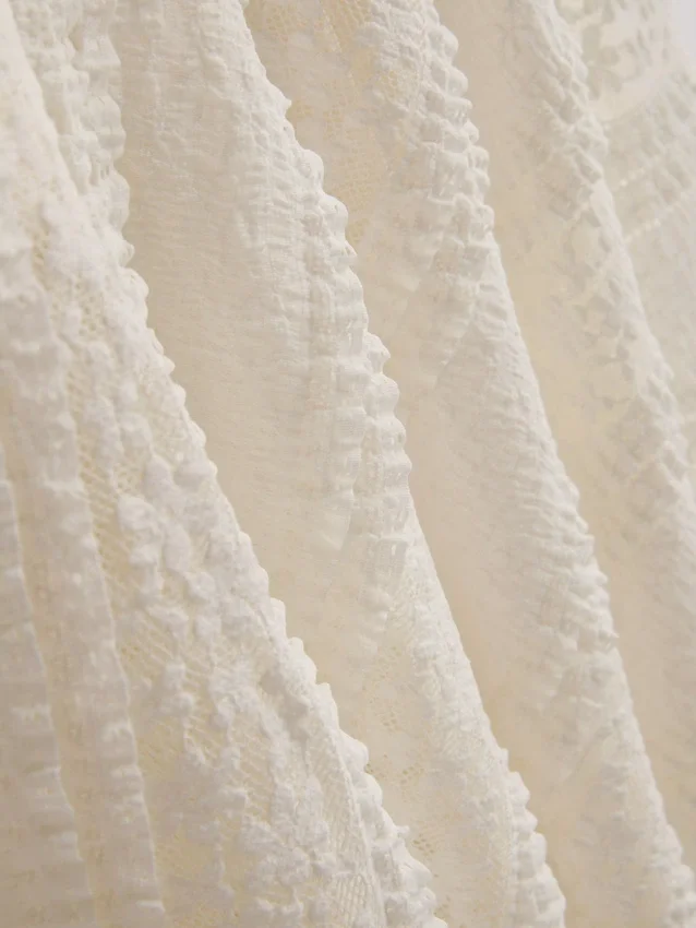 Asymmetrical hem lace skirt