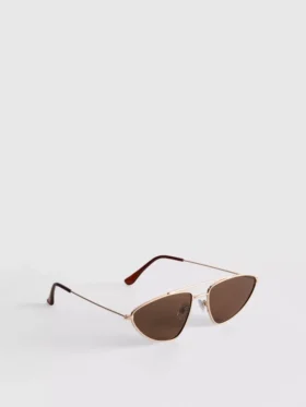 Aviator-style metal frame sunglasses