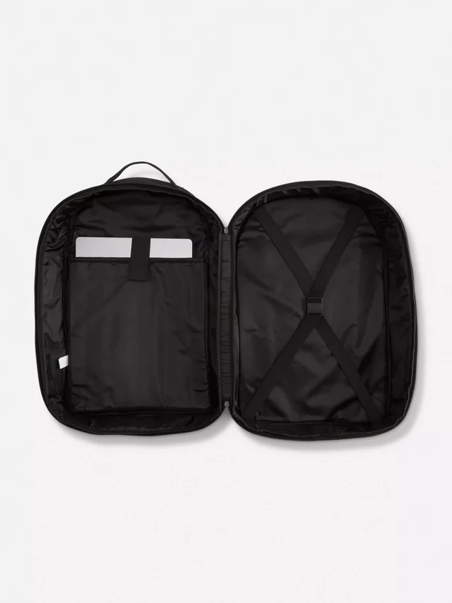 Backpack with expandable storage