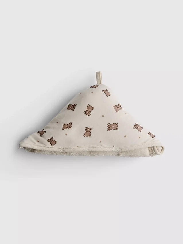 Bear-print hooded towel