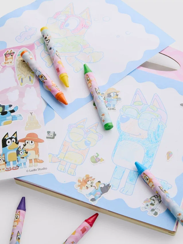 Bluey coloring set