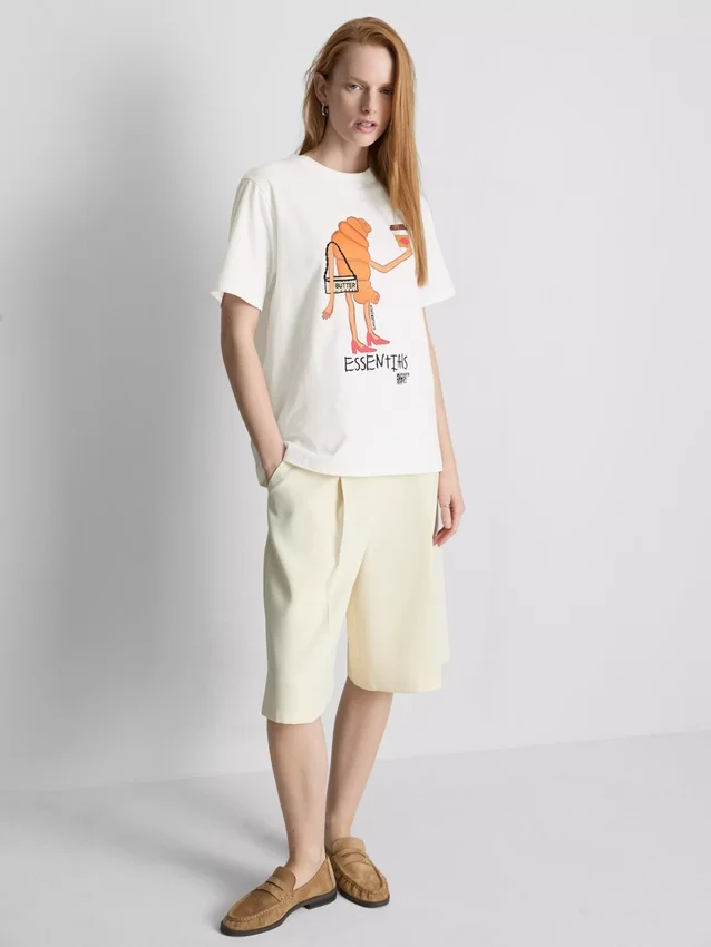 Bouffants and broken hearts cotton croissant t-shirt