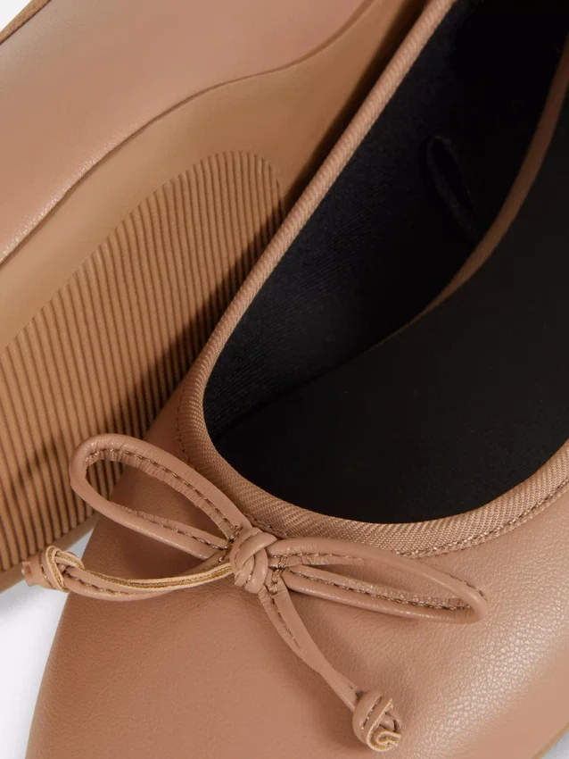 Bow ballerina flats