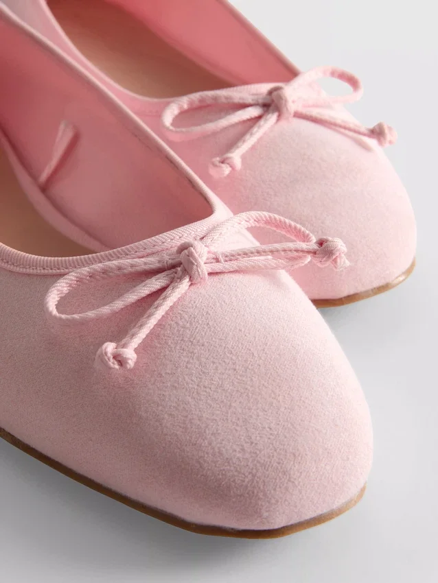 Bow-front ballet pumps