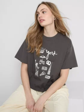 Boxy cotton graphic tee