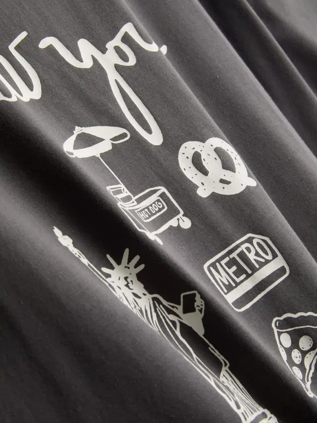 Boxy cotton graphic tee