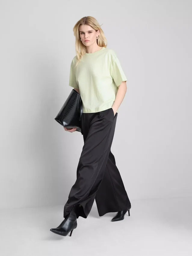 Boxy crew neck cotton tee