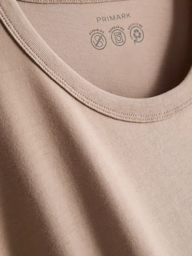 Boxy crew neck cotton tee