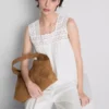 Broderie insert tank top