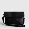 Buckle-fastening crossbody purse