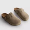Buckle-strap clogs