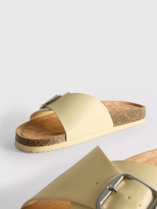 Buckle strap mule sandals