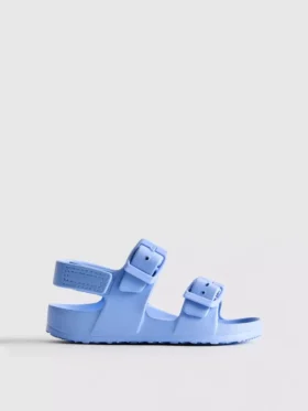 Buckle strap sandals