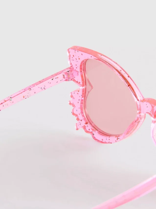 Butterfly frame sunglasses