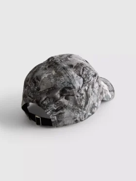 Camouflage baseball cap