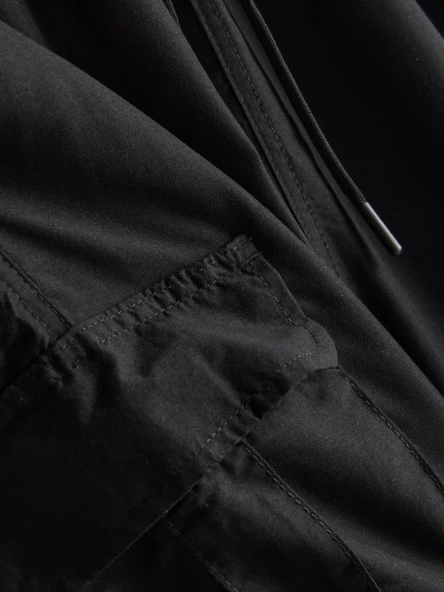 Cargo swimming shorts