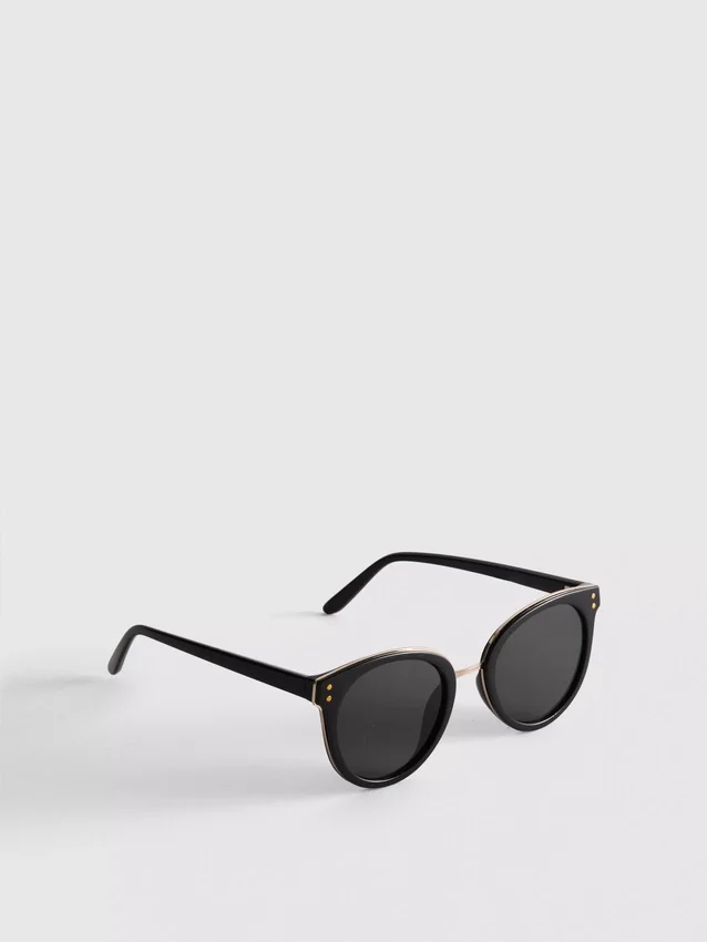 Cat-eye brow bar sunglasses