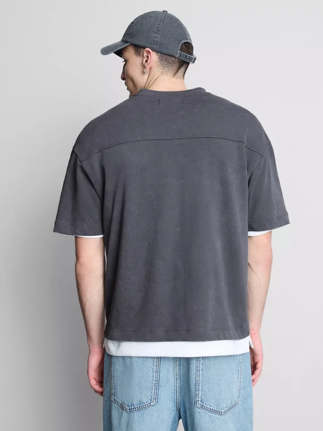 Chicago graphic v-neck t-shirt