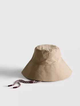 Chin strap bucket hat