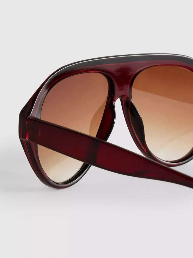 Chunky aviator-style sunglasses
