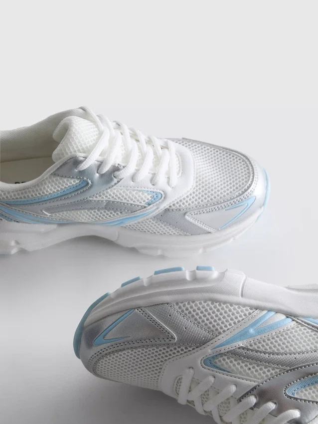 Chunky mesh sneakers
