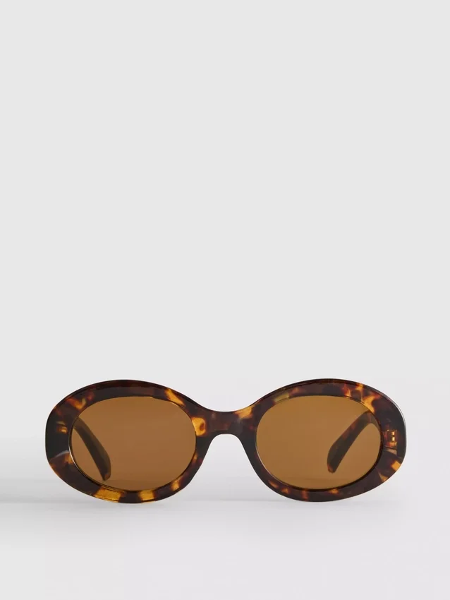 Chunky oval sunglasses