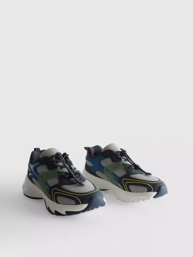 Chunky sneakers