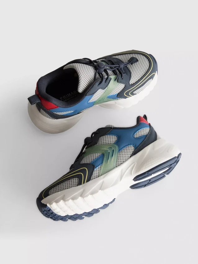 Chunky sneakers