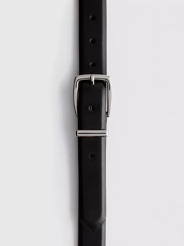 Classic buckle slim belt
